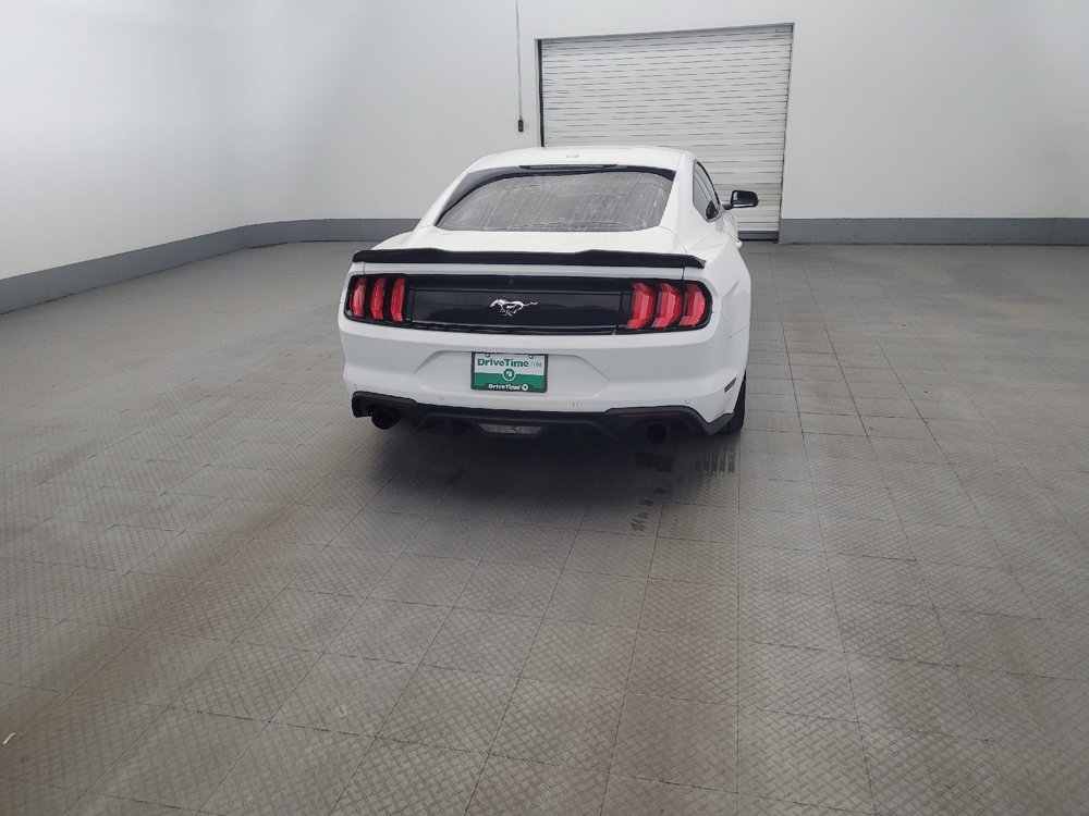 Used 2019 Ford Mustang Premium w/ Equipment Group 201A RWD image 7