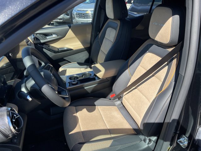 New 2027 Chevrolet Equinox ACTIV w/ Safety and Technology Package AWD/4WD image 11