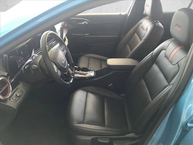 Used 2025 Chevrolet Trax RS w/ Driver Confidence Package FWD image 11
