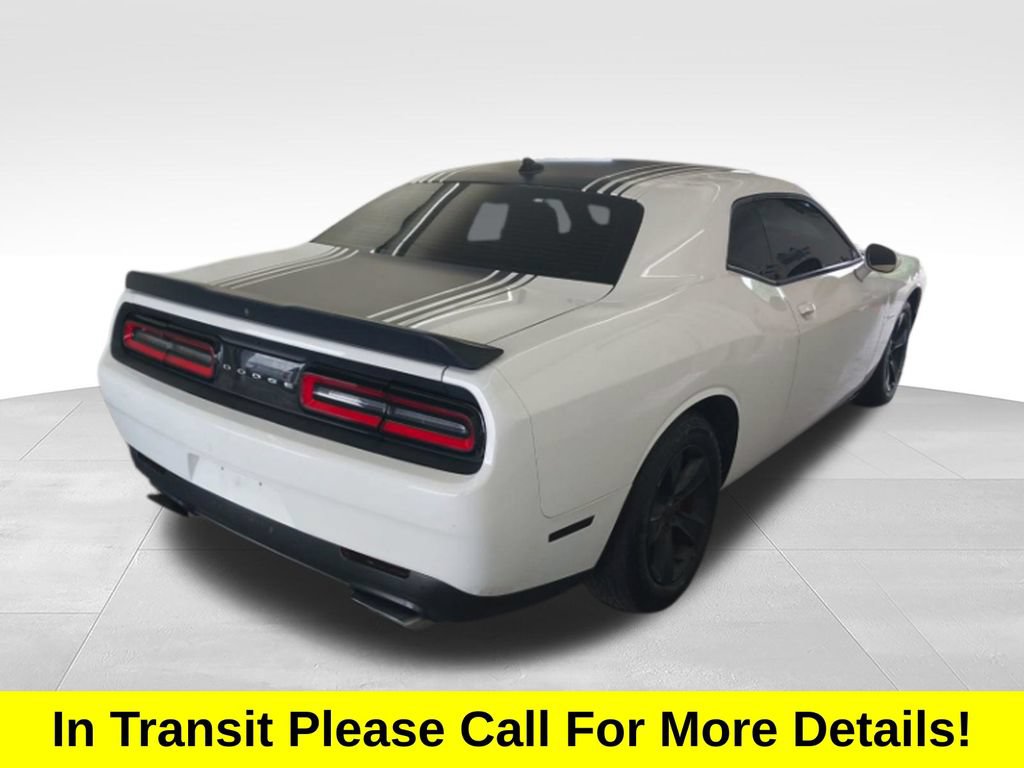Used 2015 Dodge Challenger R/T Plus RWD image 9