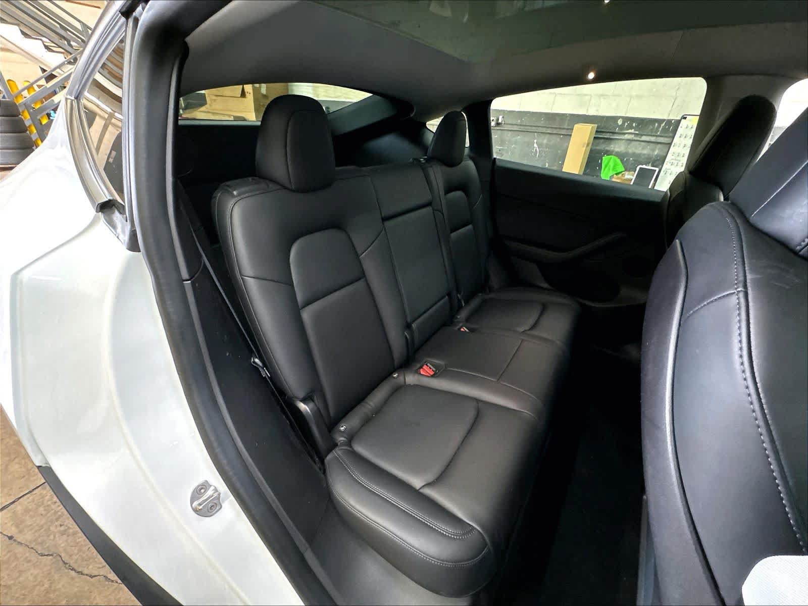 Used 2020 Tesla Model Y Long Range AWD/4WD image 30