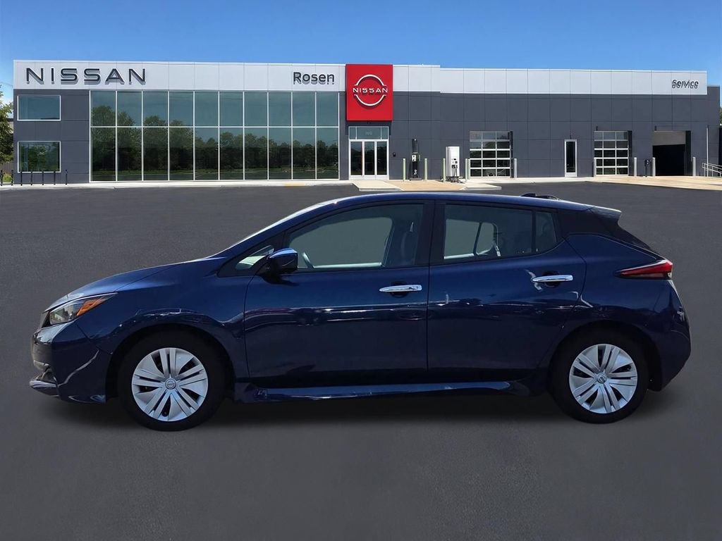 Used 2022 Nissan Leaf S w/ Protection Package FWD image 6