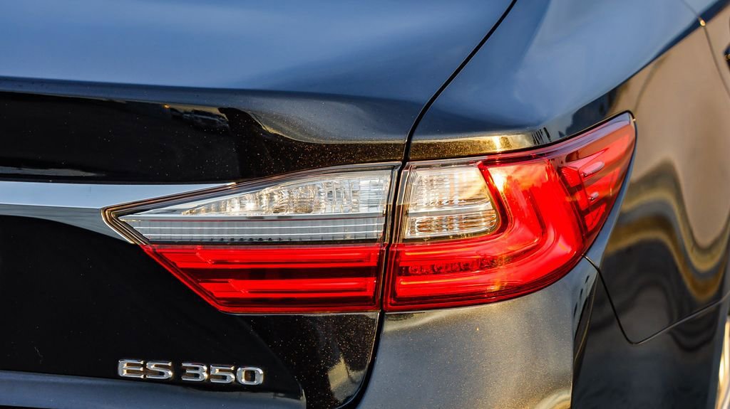Used 2018 Lexus ES 350 image 10