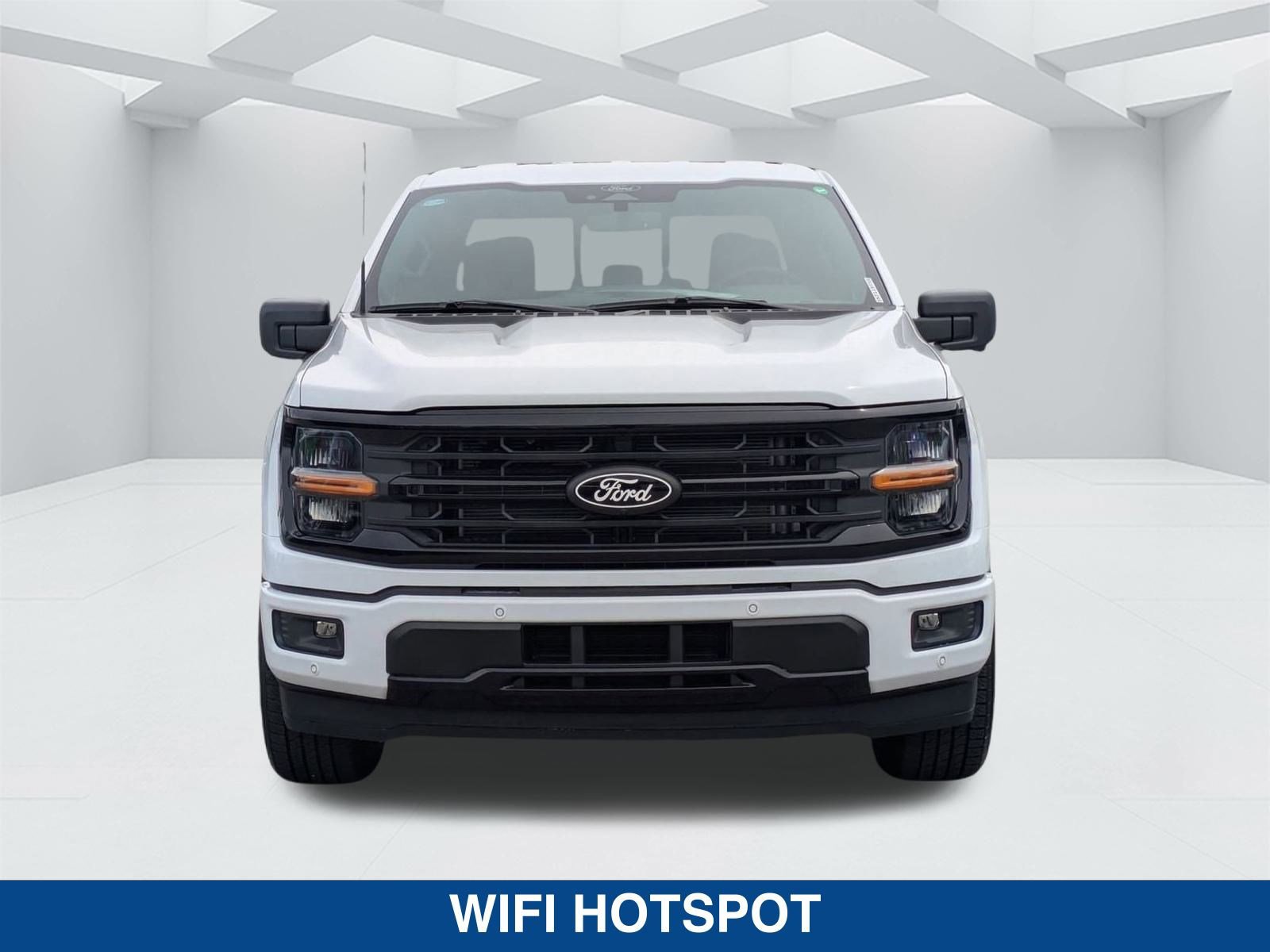New 2025 Ford F150 XLT w/ Equipment Group 302A MID image 9