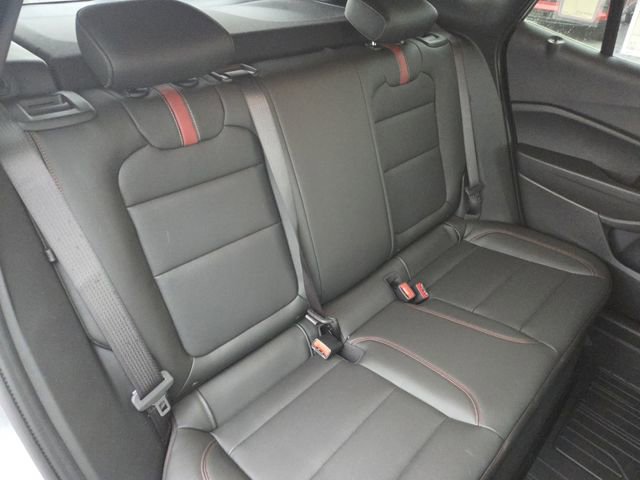 New 2026 Chevrolet Trax RS w/ Sunroof Package FWD image 27