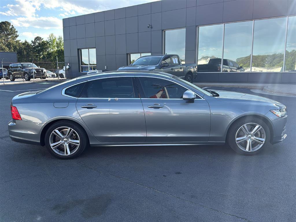 Used 2019 Volvo S90 T5 Momentum image 11