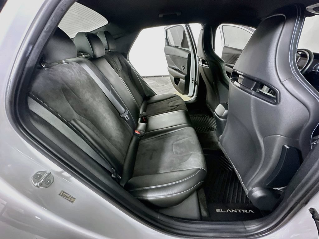 Used 2023 Hyundai Elantra N FWD image 11