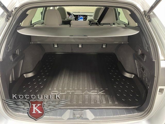 Used 2025 Subaru Outback Premium image 25