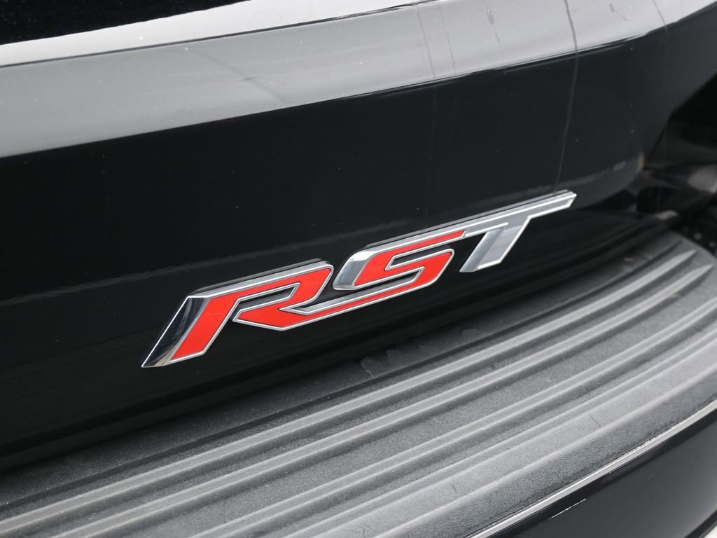 Used 2022 Chevrolet Tahoe RST w/ Luxury Package image 40