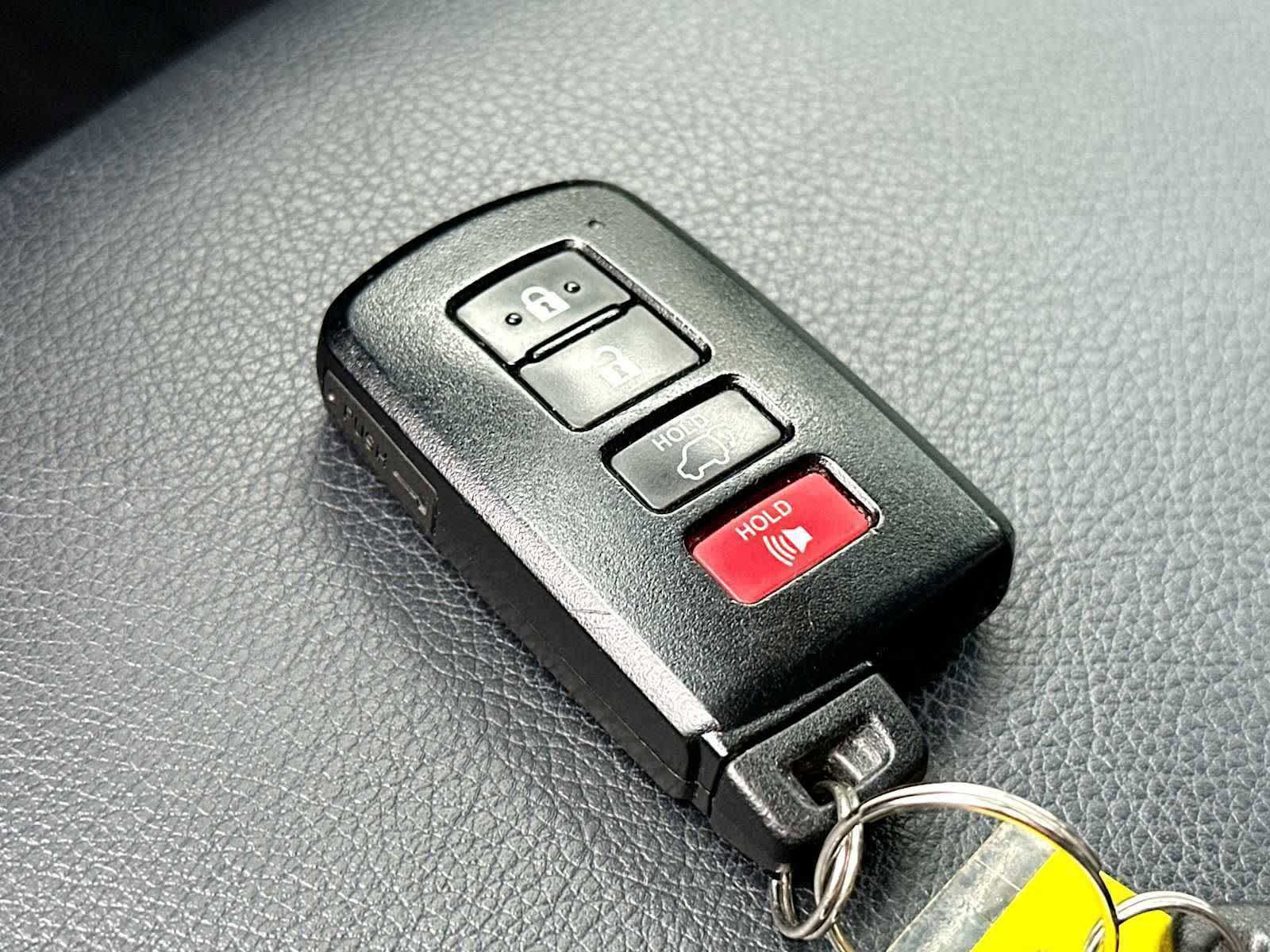 Used 2016 Toyota RAV4 SE AWD/4WD image 29