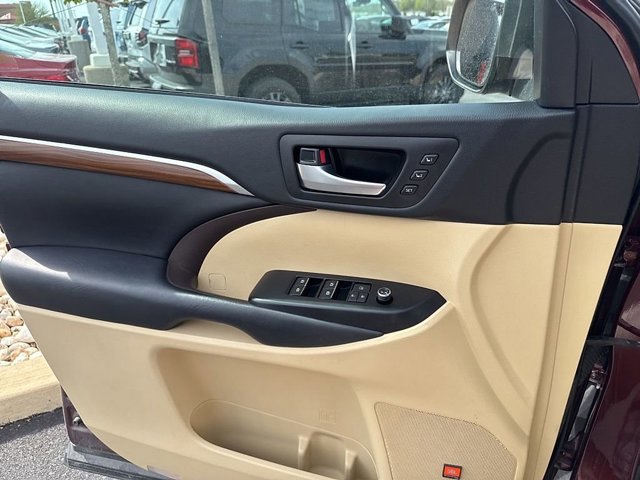 Certified 2018 Toyota Highlander Limited image 23