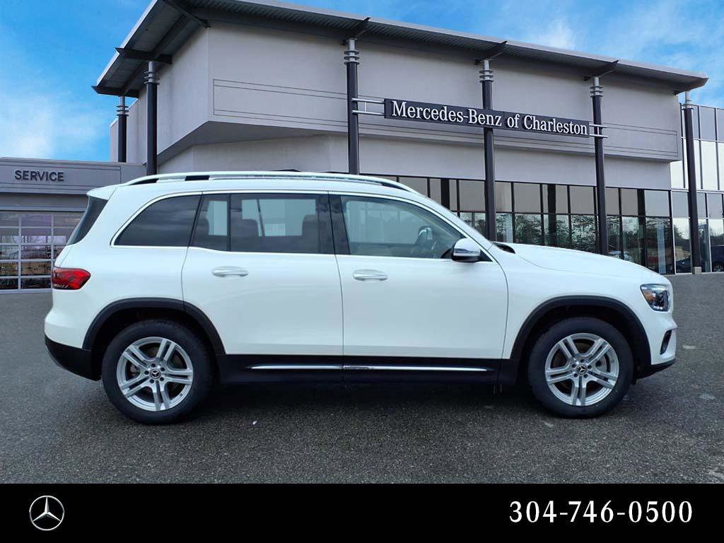 Certified 2022 Mercedes-Benz GLB 250 4MATIC image 2