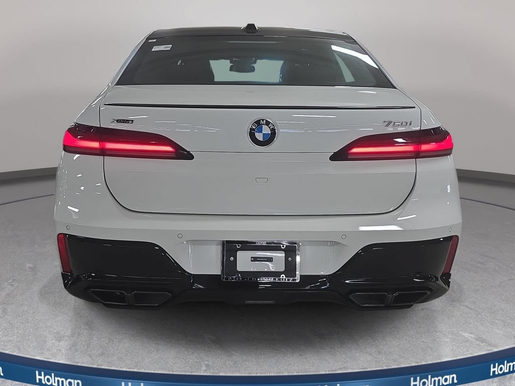 New 2026 BMW 760i xDrive w/ Luxury Rear Seating Package AWD/4WD image 5