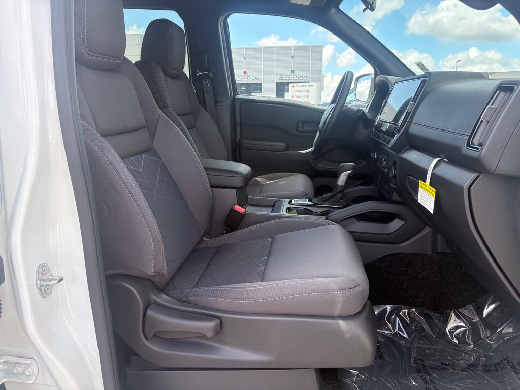 New 2026 Nissan Frontier SV w/ Tow Package AWD/4WD image 19
