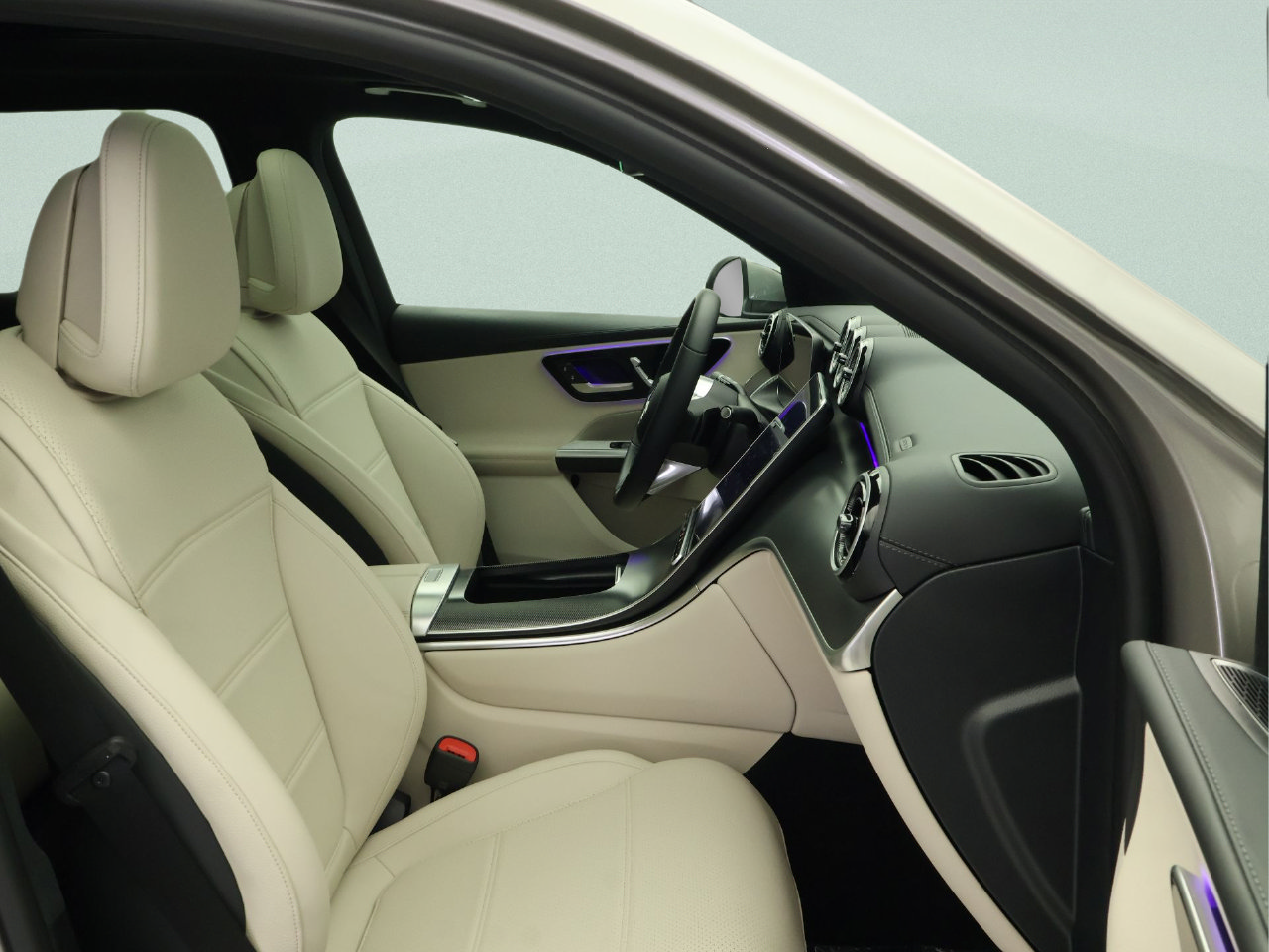 Certified 2024 Mercedes-Benz GLC 300 image 28