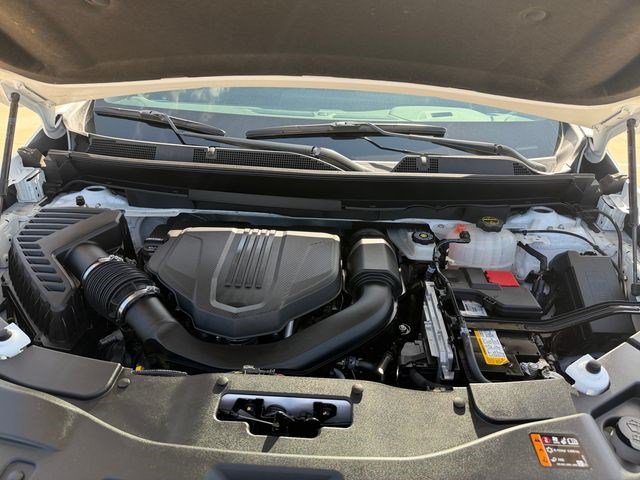 Used 2024 Chevrolet Traverse Z71 w/ Enhanced Driving Package AWD/4WD image 19