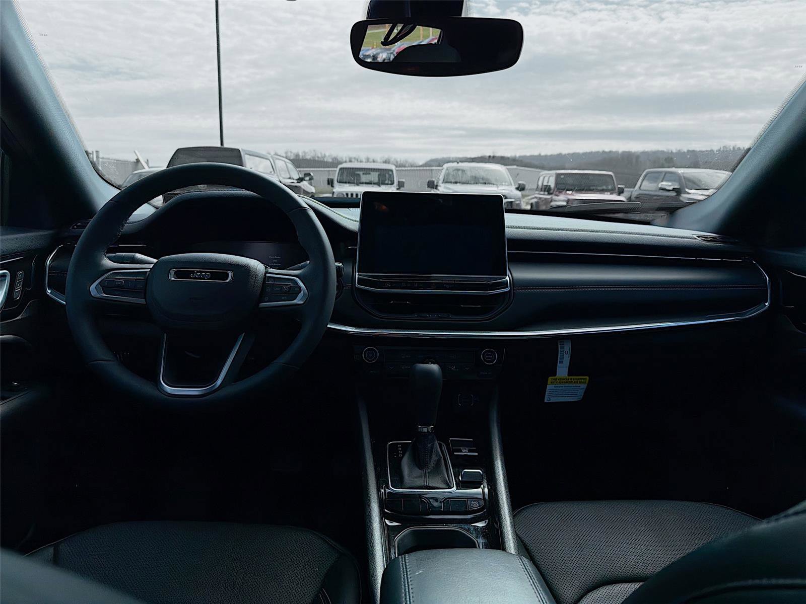 Used 2022 Jeep Compass Limited image 23