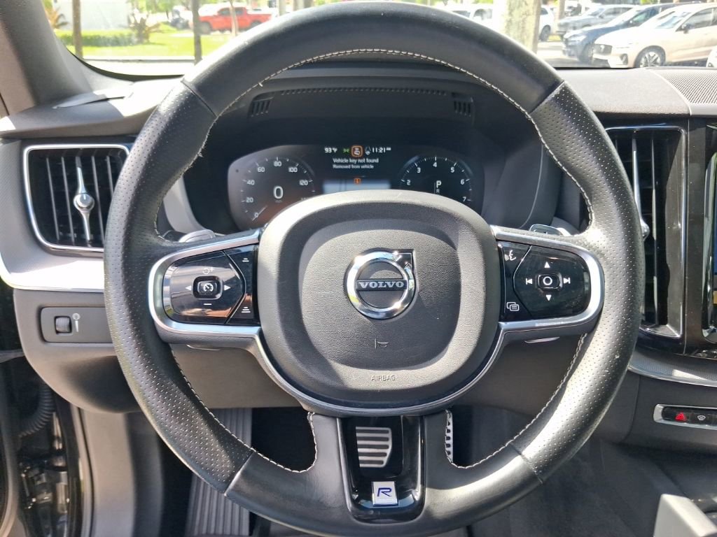 Used 2019 Volvo XC60 T5 R-Design w/ Protection Package Premier image 17