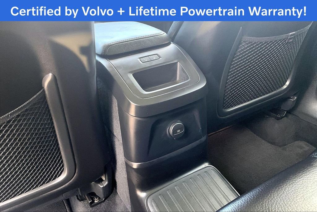 Used 2023 Volvo XC60 T8 Plus image 30