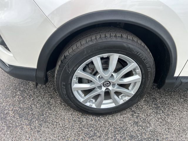 Used 2022 Nissan Rogue Sport SV image 10