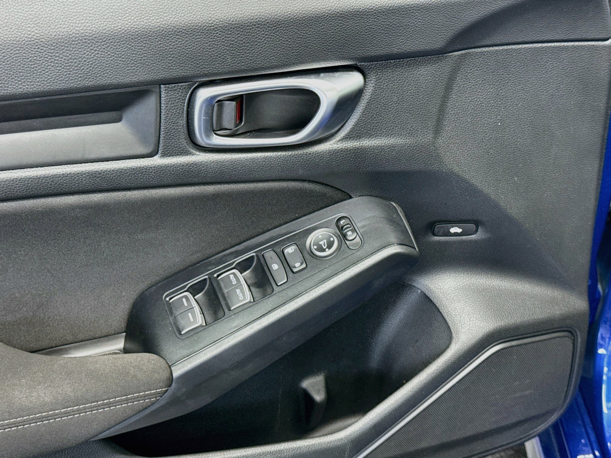 Used 2024 Honda Civic LX image 15