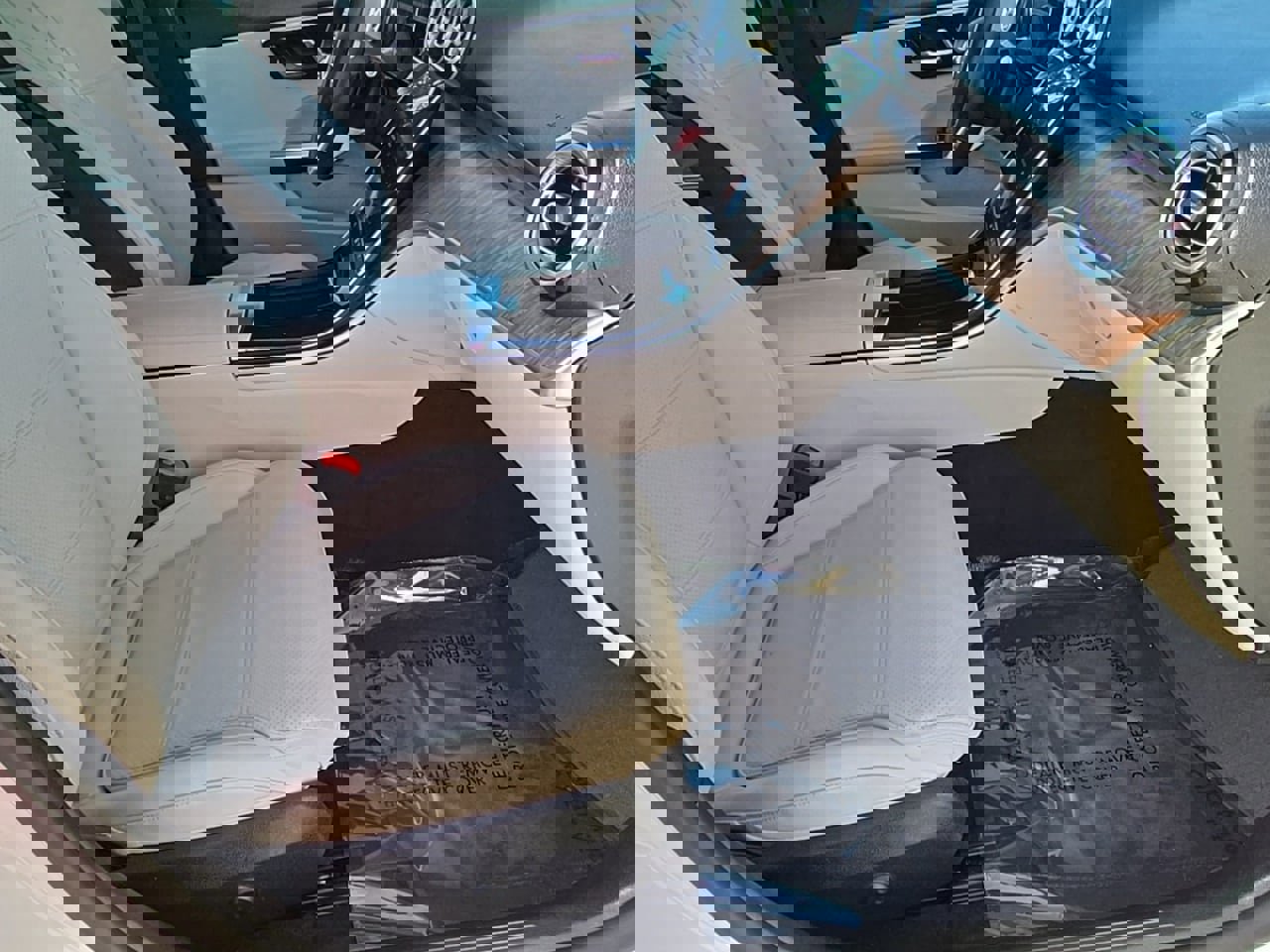 Used 2023 Mercedes-Benz C 300 4MATIC Sedan image 36