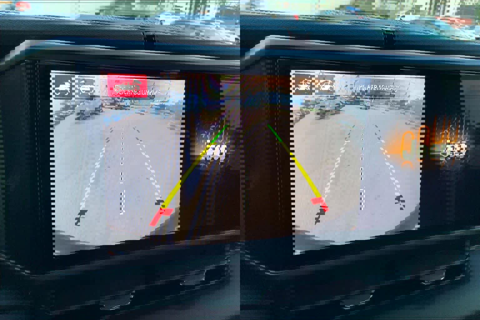 Used 2024 Jeep Wrangler Unlimited Rubicon w/ Technology Group AWD/4WD image 24