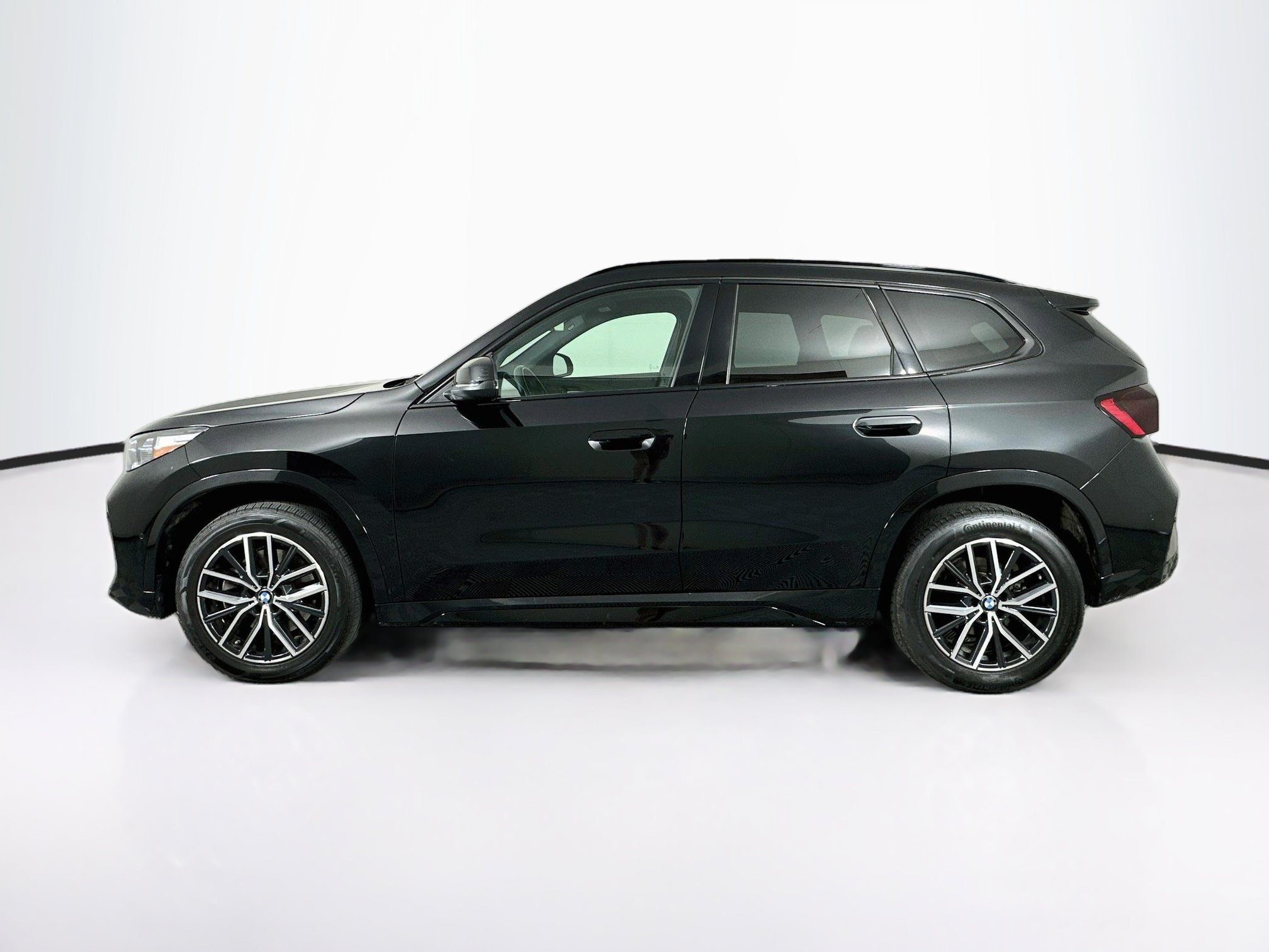 Used 2026 BMW X1 xDrive28i AWD/4WD image 4