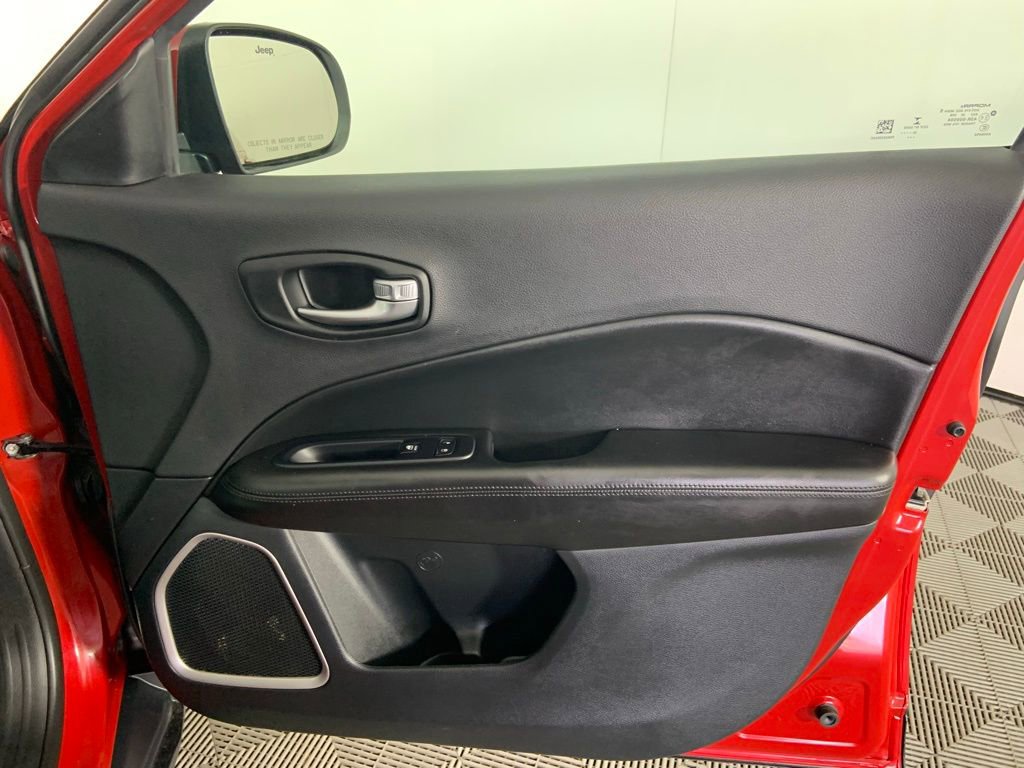 Used 2021 Jeep Compass Latitude image 21