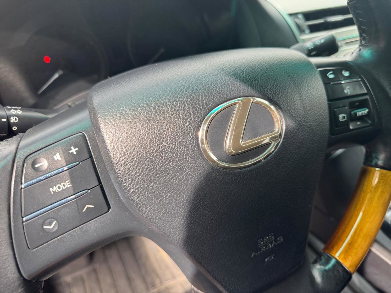 Used 2011 Lexus RX 350 AWD w/ Premium Pkg image 17