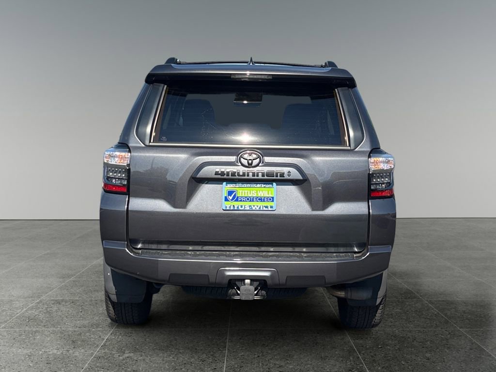 Used 2022 Toyota 4Runner SR5 Premium image 7