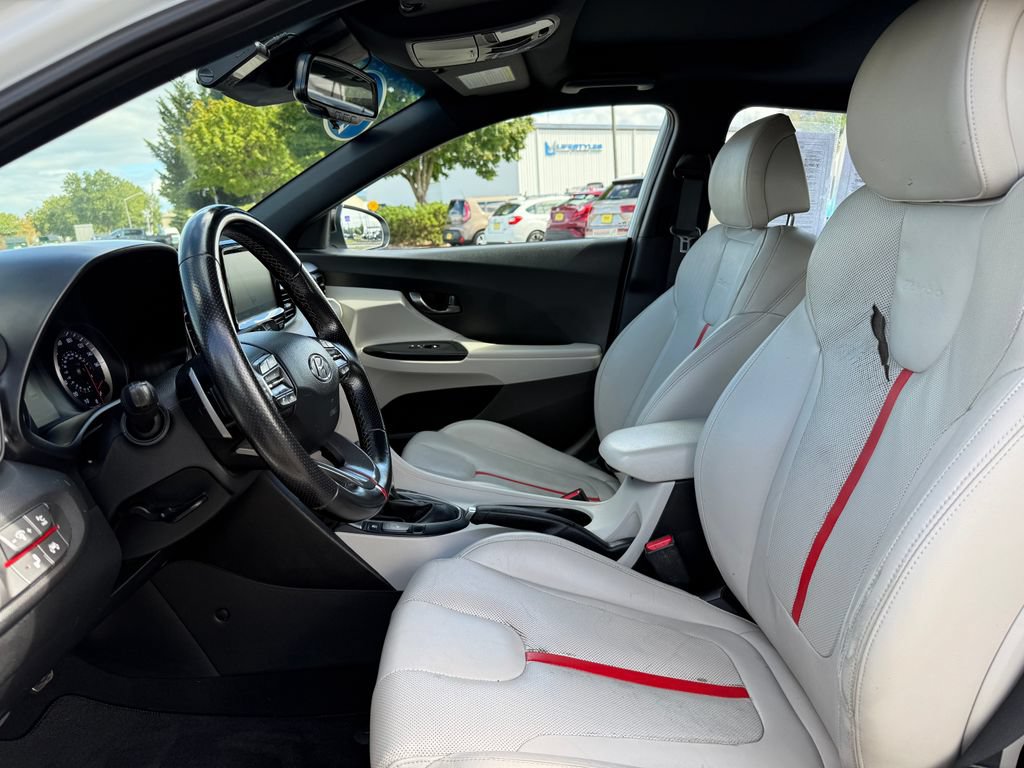 Used 2019 Hyundai Veloster Turbo Ultimate FWD image 15