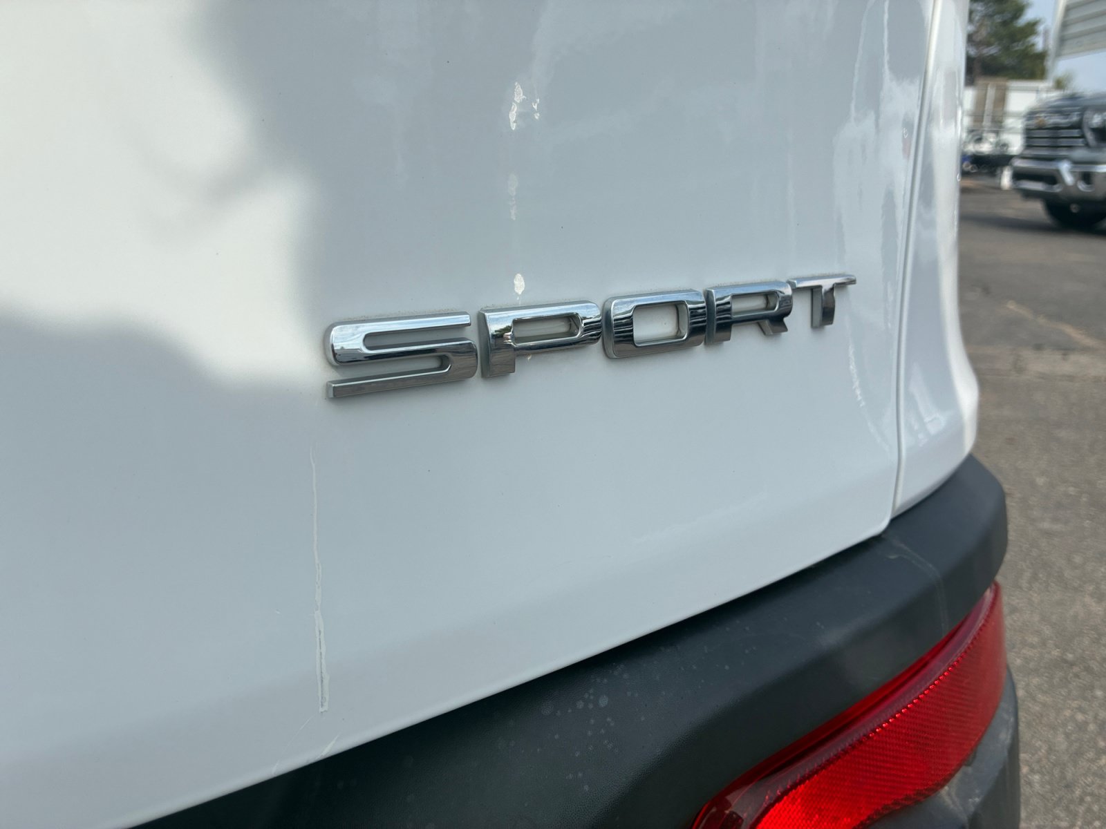 Used 2017 Jeep Cherokee Sport FWD image 16