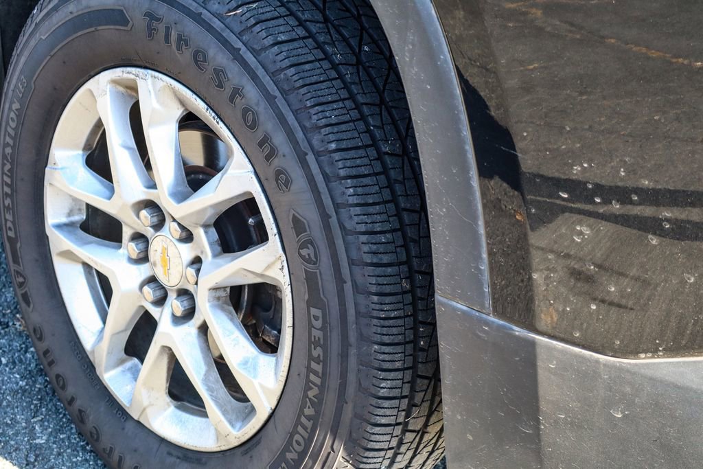 Used 2019 Chevrolet Traverse LT image 44