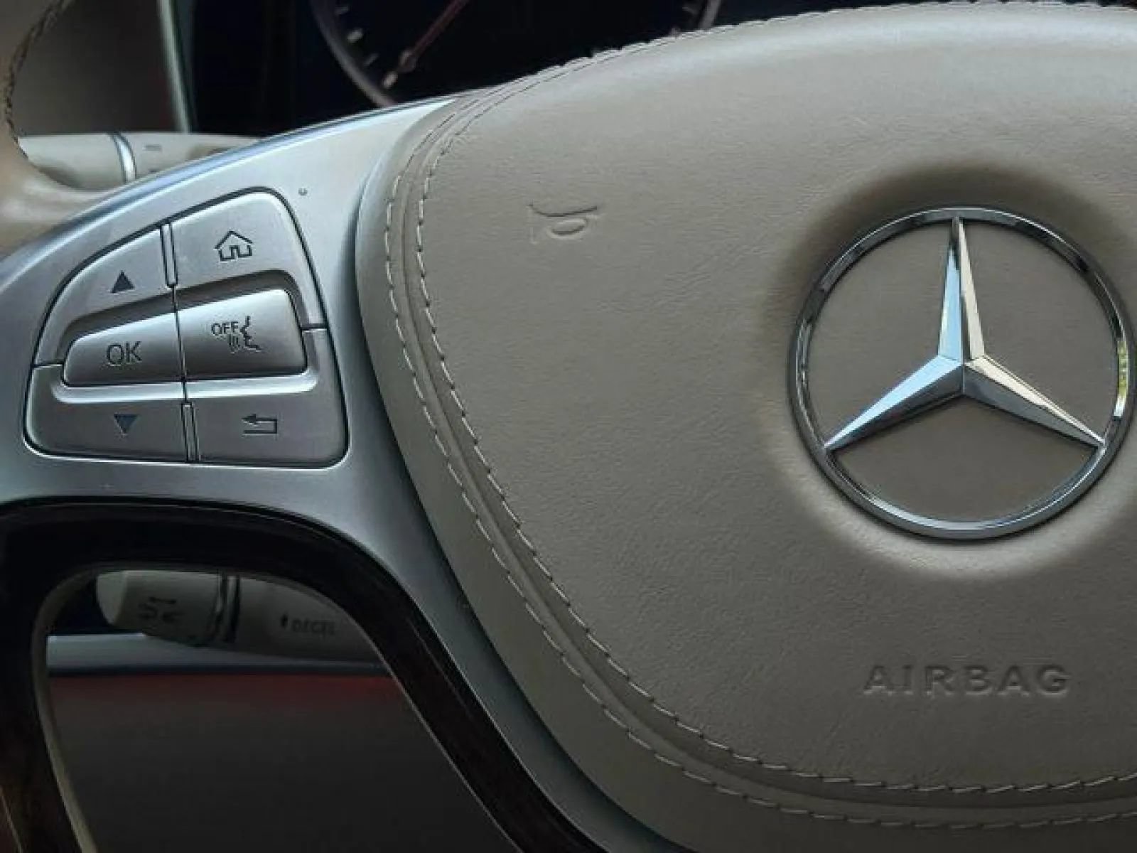 Used 2015 Mercedes-Benz S 550 Sedan image 37