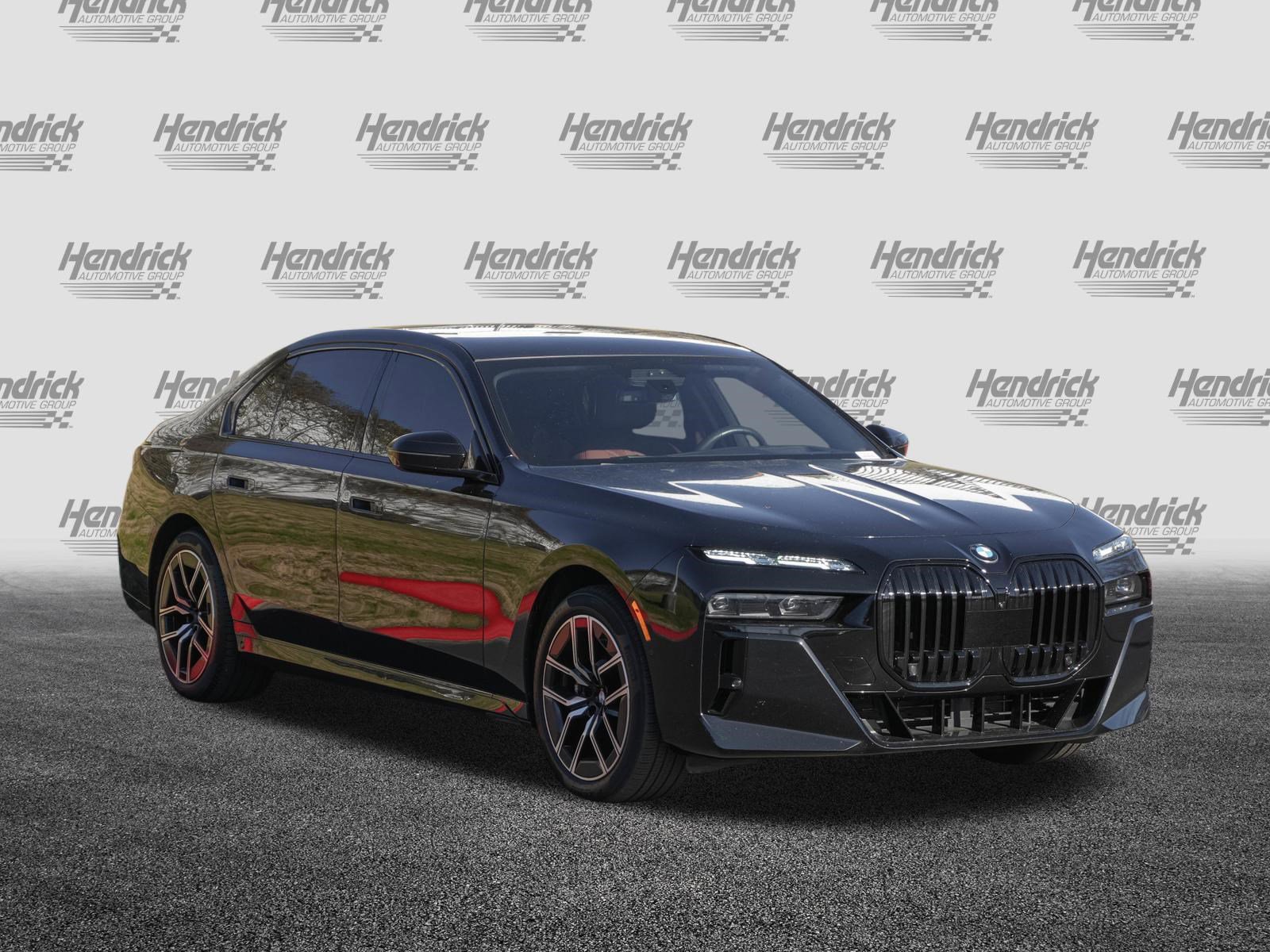 Certified 2023 BMW 760i xDrive w/ Executive Package image 2