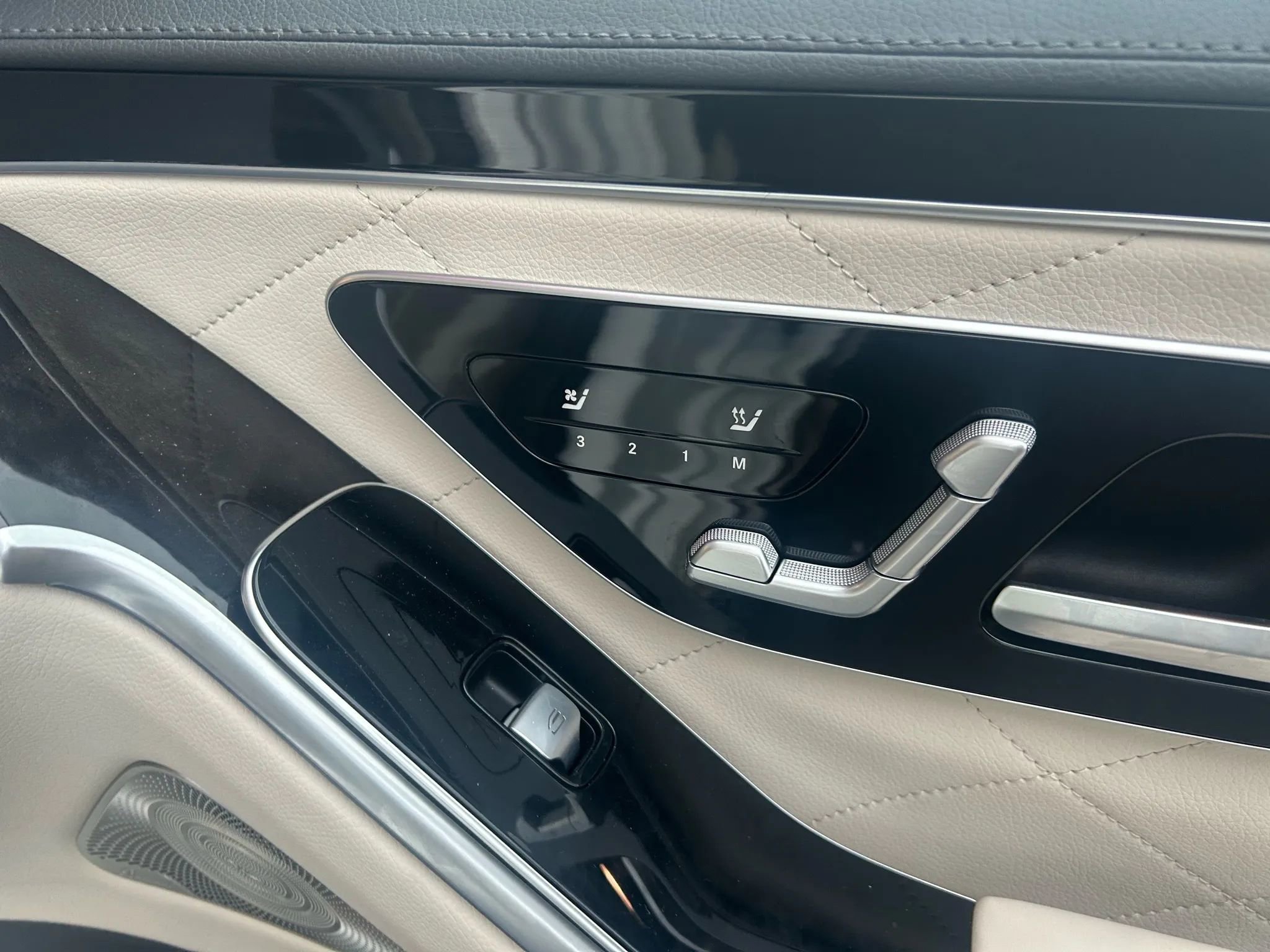 Used 2023 Mercedes-Benz S 580 4MATIC Sedan image 28