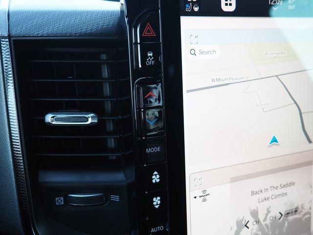 New 2026 RAM 1500 Rebel w/ Rebel Level 2 Equipment Group AWD/4WD image 32