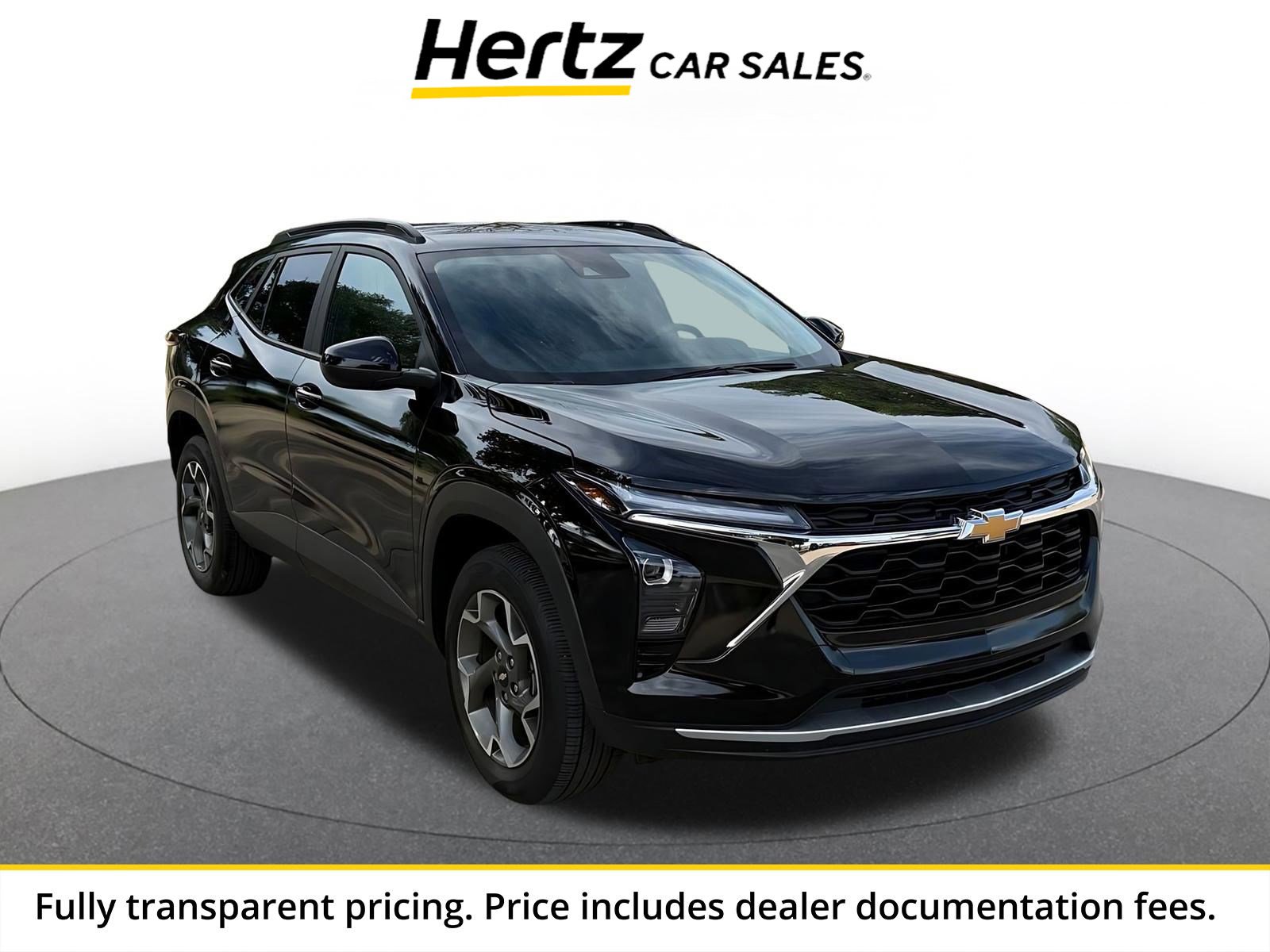 Used 2025 Chevrolet Trax LT FWD image 1