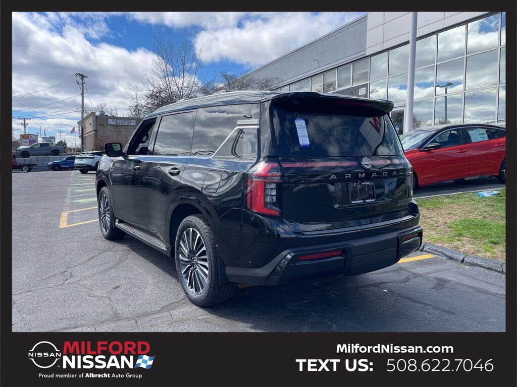 Used 2026 Nissan Armada Platinum Reserve AWD/4WD image 3