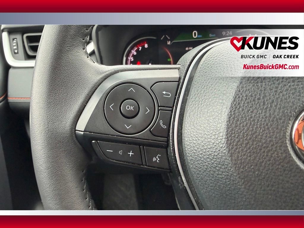 Used 2024 Toyota RAV4 Adventure image 15
