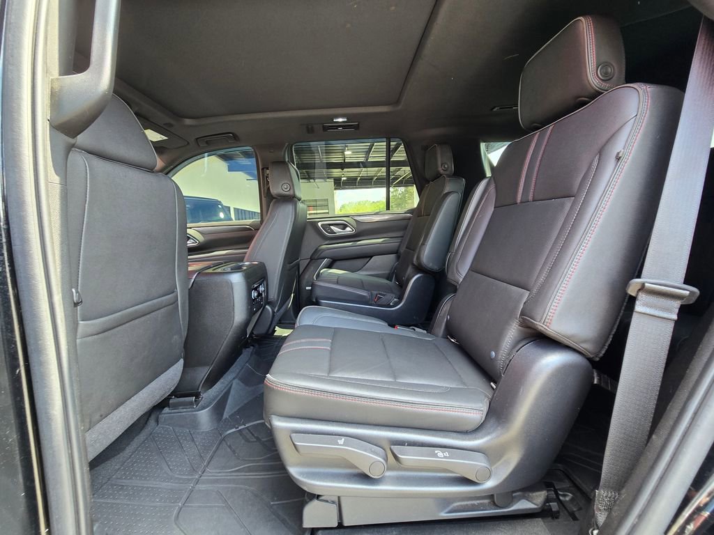Used 2021 Chevrolet Tahoe RST w/ Luxury Package AWD/4WD image 22