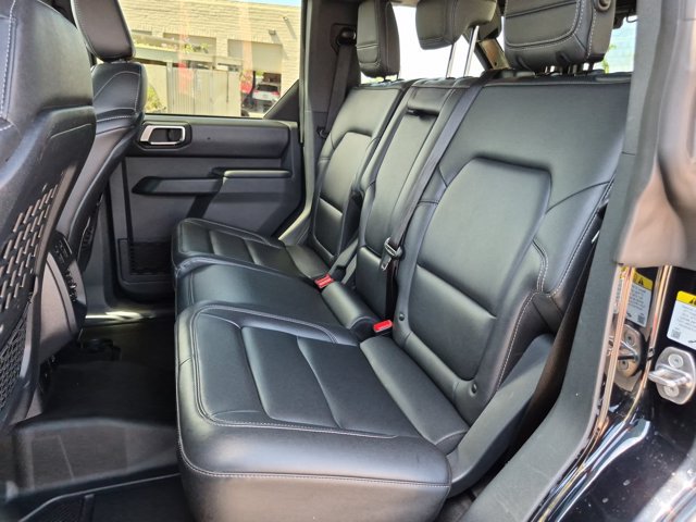 Used 2025 Ford Bronco Badlands AWD/4WD image 19