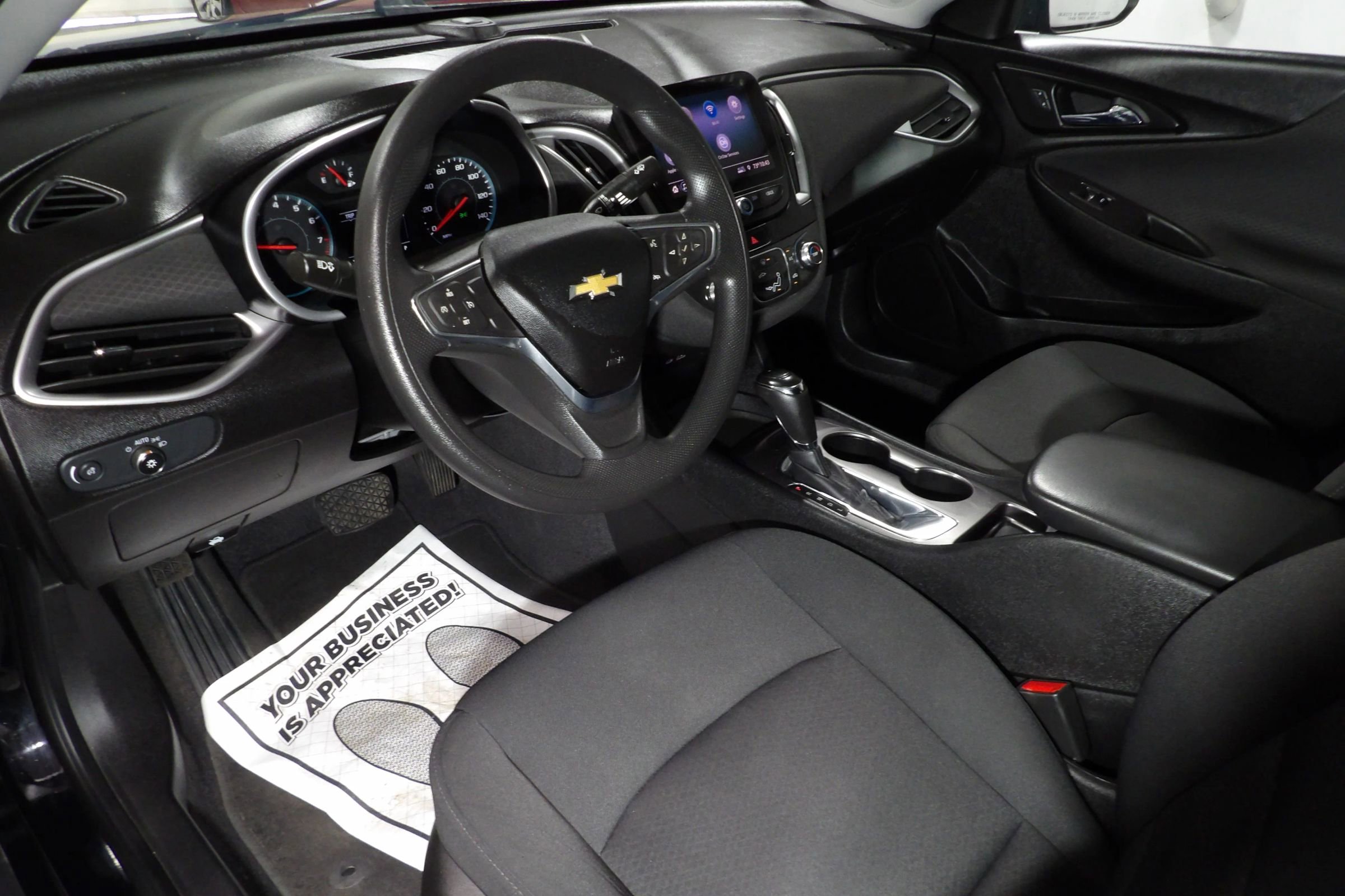 Used 2019 Chevrolet Malibu LS FWD image 9