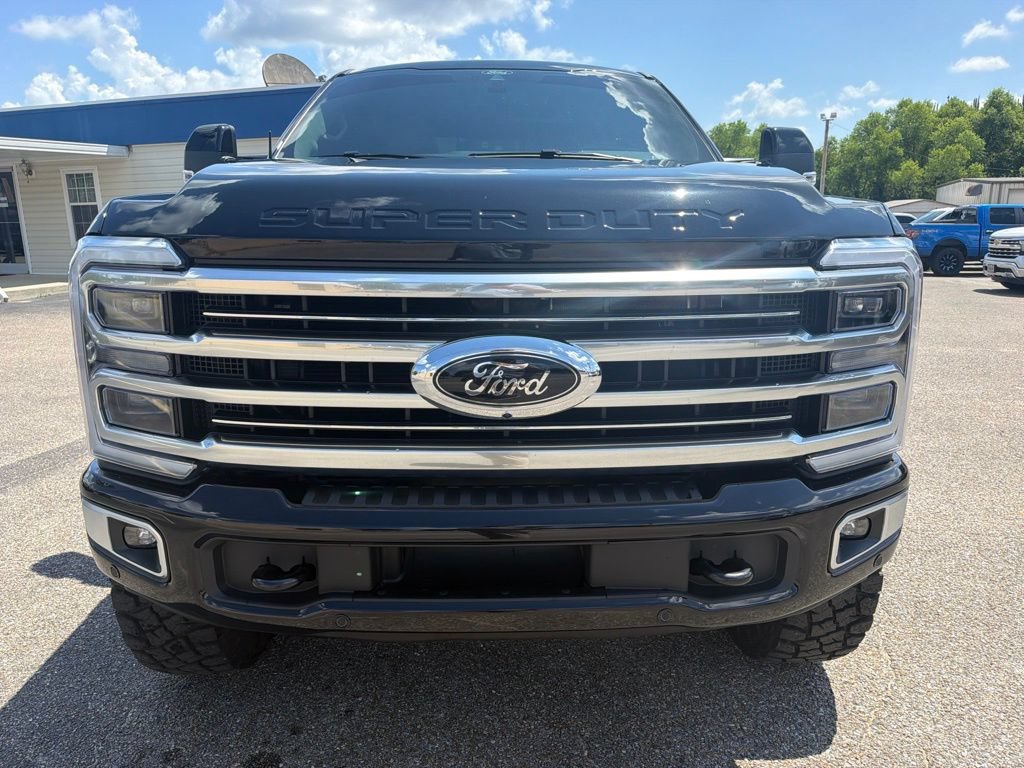 Used 2026 Ford F350 Platinum w/ Platinum Plus Package AWD/4WD image 2