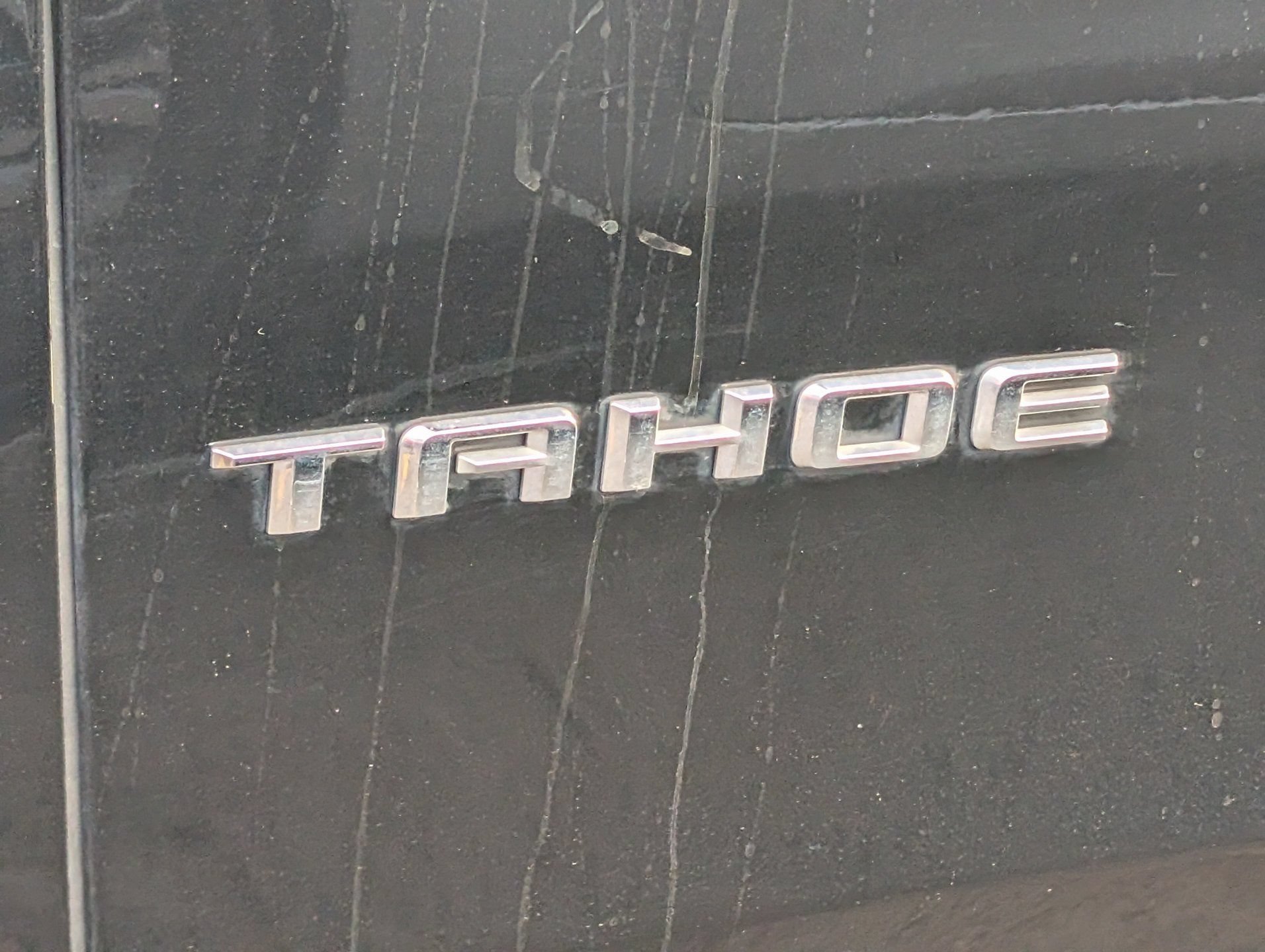 Used 2021 Chevrolet Tahoe LS RWD image 2