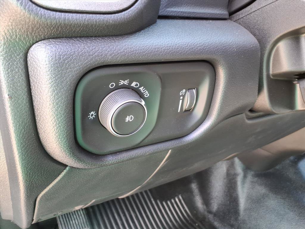 New 2026 RAM 5500 Tradesman AWD/4WD image 20