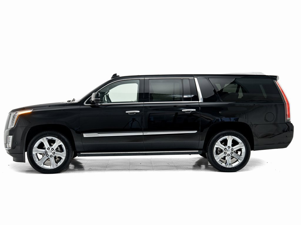 Used 2019 Cadillac Escalade ESV Platinum image 34