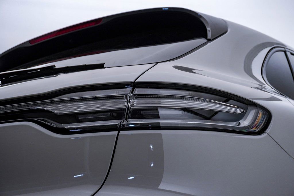New 2026 Porsche Macan Turbo image 12
