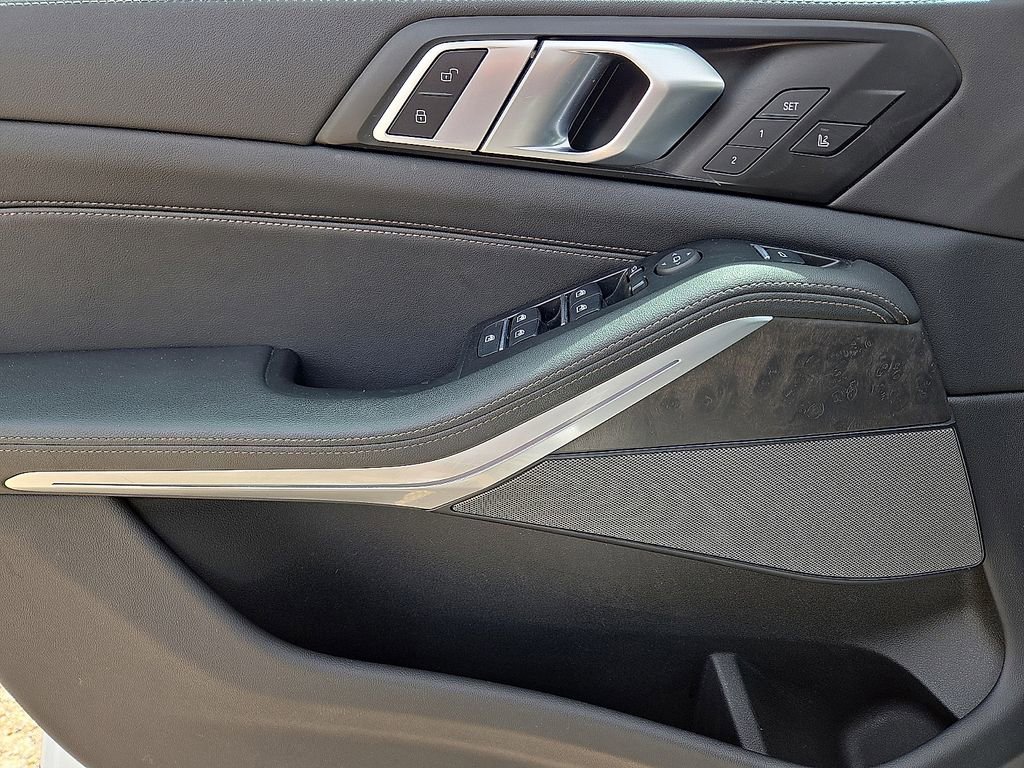 Used 2024 BMW X5 sDrive40i RWD image 22